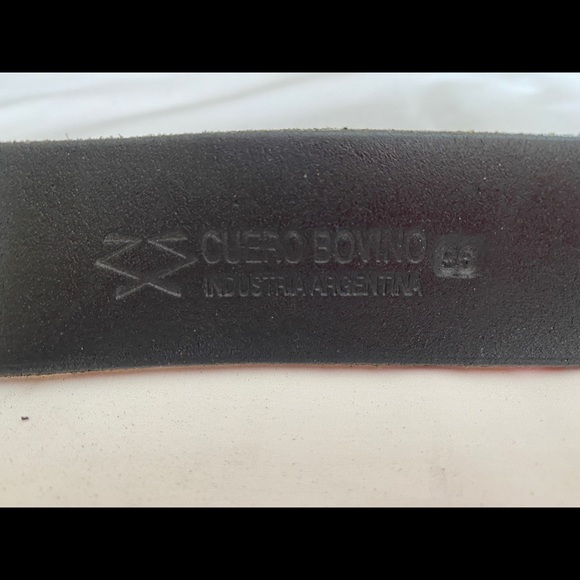 Vintage black leather belt - Picture 3 of 6